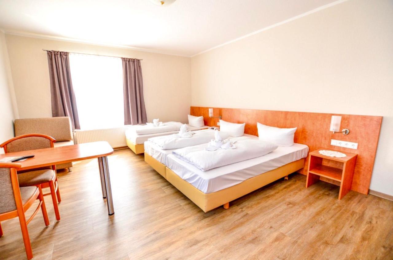 Dreibettzimmer