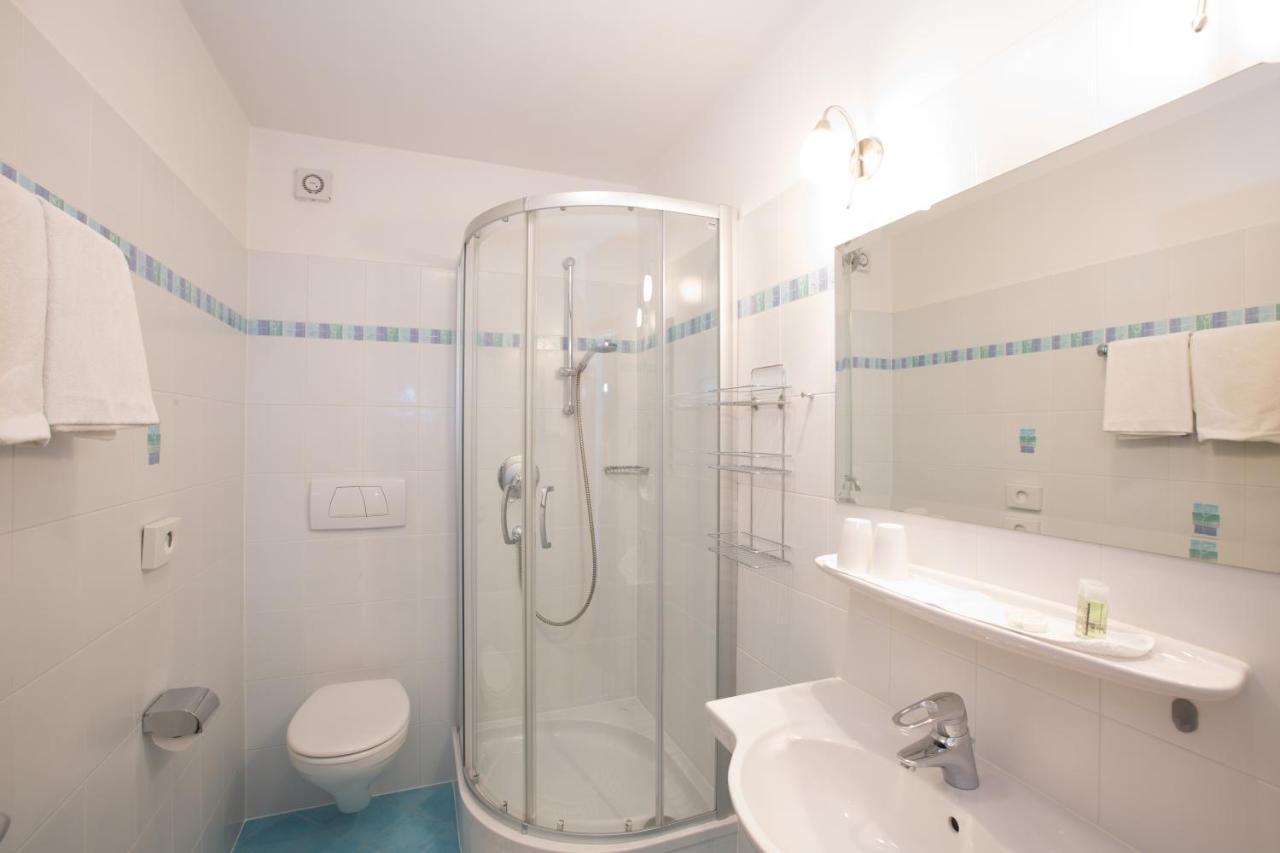 Doppelzimmer mit Balkon