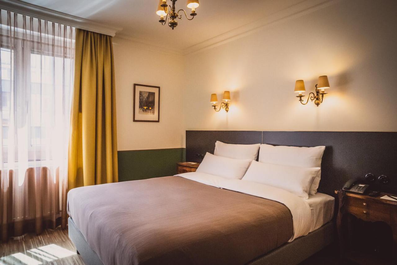 Doppelzimmer Chambre
