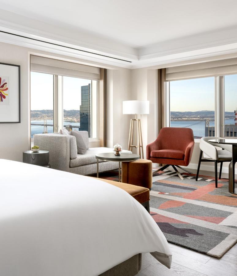 Suite mit 1 Schlafzimmer und Blick auf die Brücke