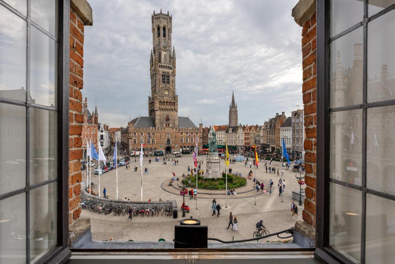 Standard Doppelzimmer mit Blick auf den Markt