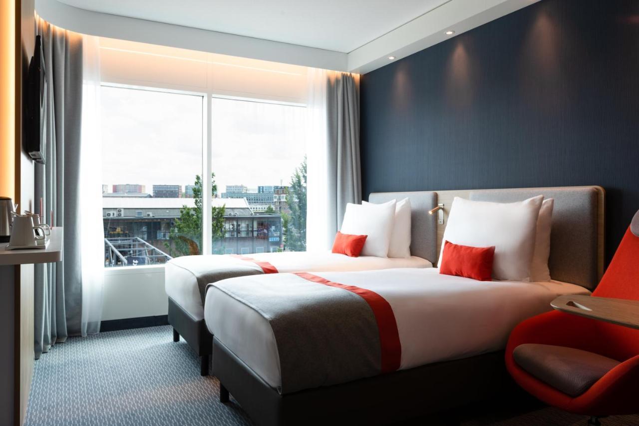 Standard-Zweibettzimmer mit zwei Einzelbetten und Stadtblick - Dachgeschoss