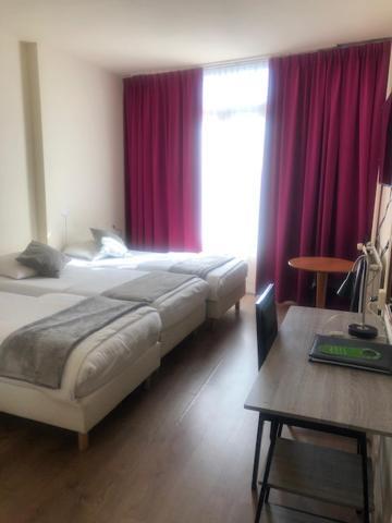 Dreibettzimmer