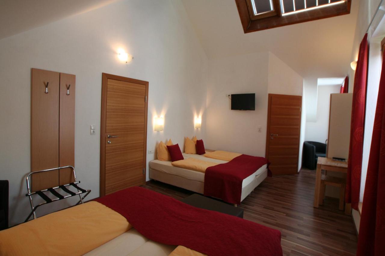 Vierbettzimmer im Nebengebäude