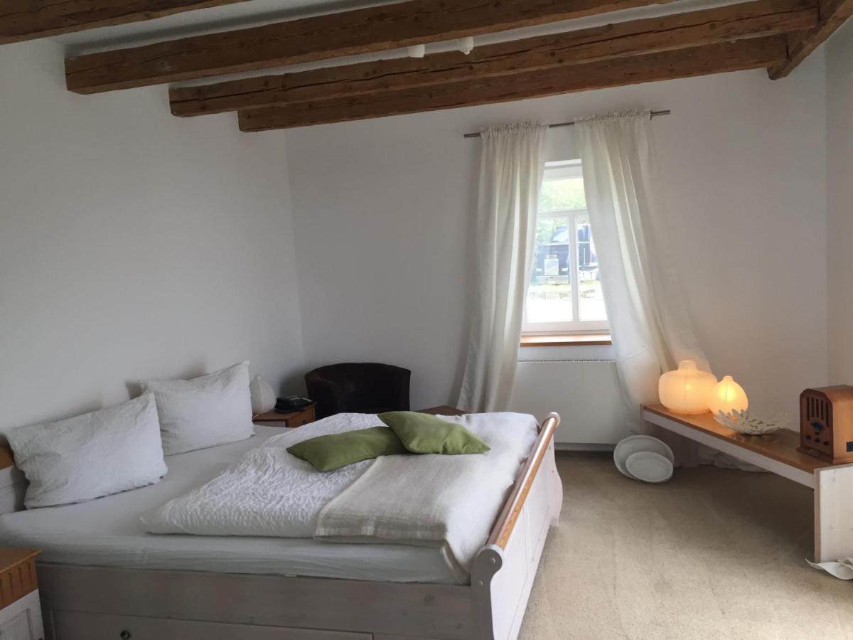 Doppelzimmer mit Balkon