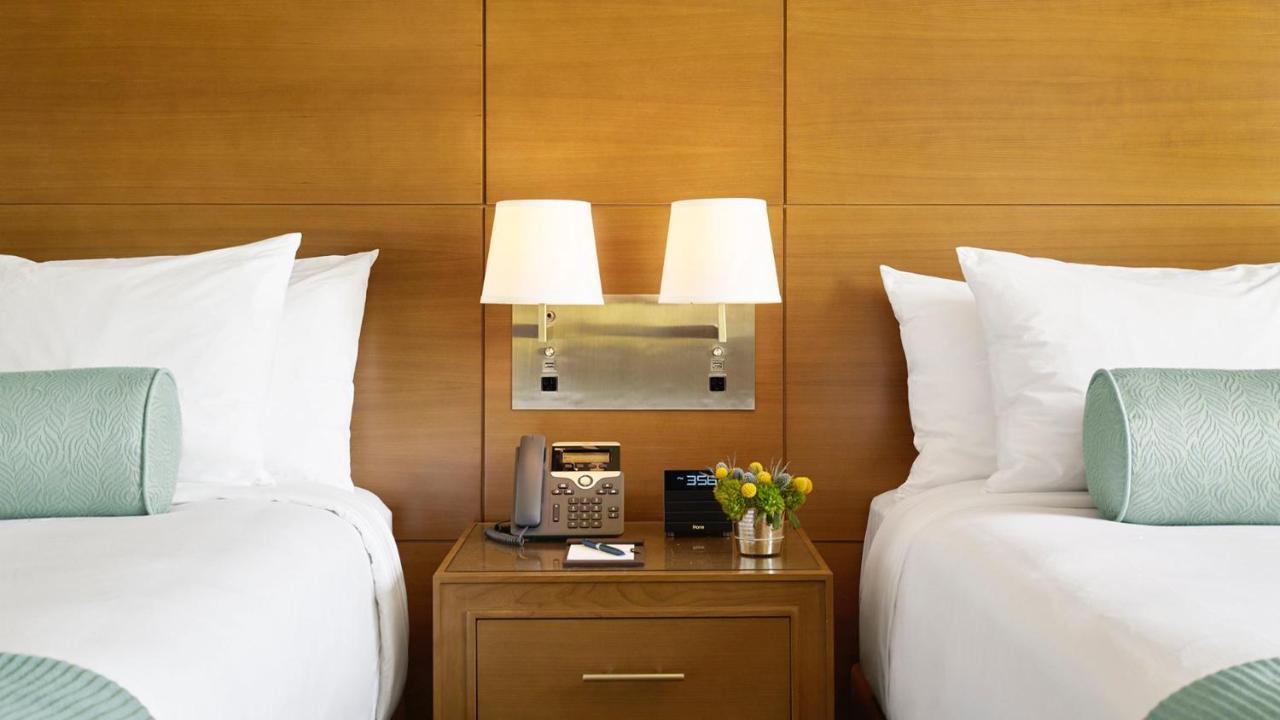 Zimmer mit 2 Queensize-Betten