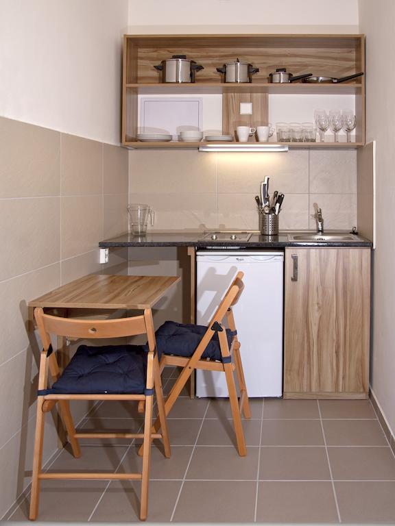 Family  Room with Kitchen no air-condition