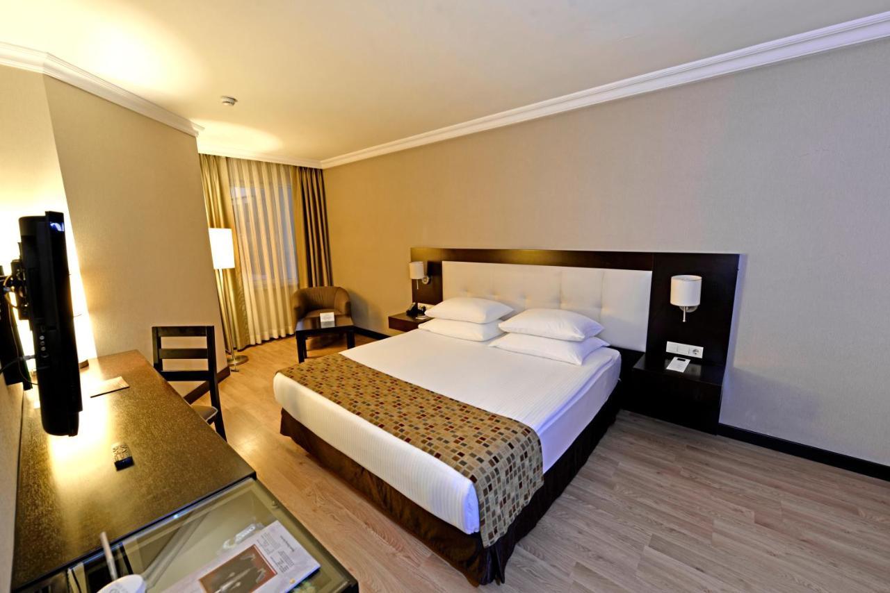 Deluxe Double Room,1299594481:JPEG