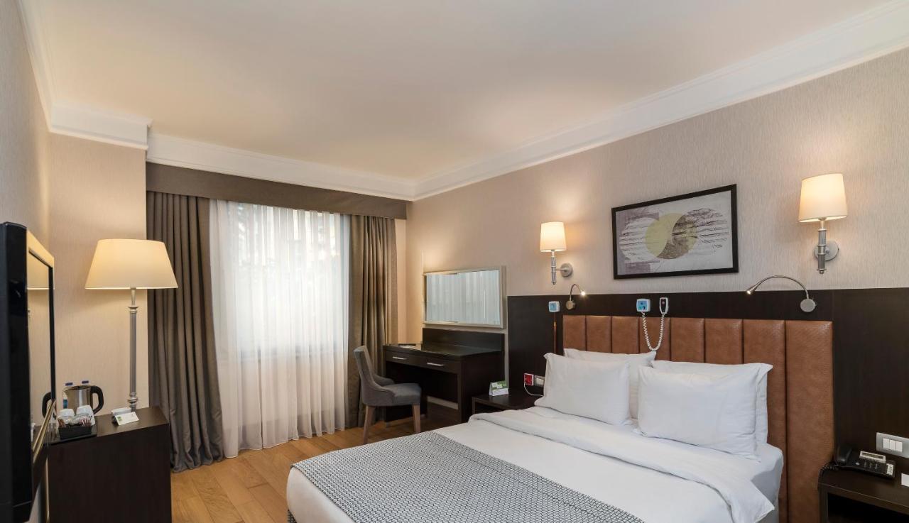 Standard King Room - Accessible,1157741634:JPEG