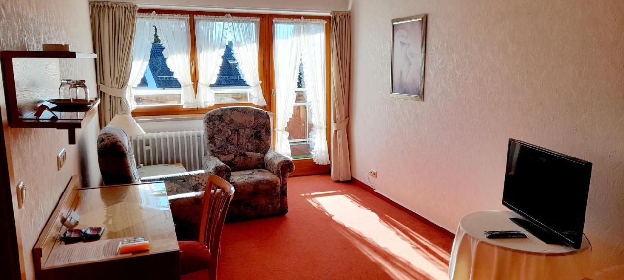 Großes Zweibettzimmer