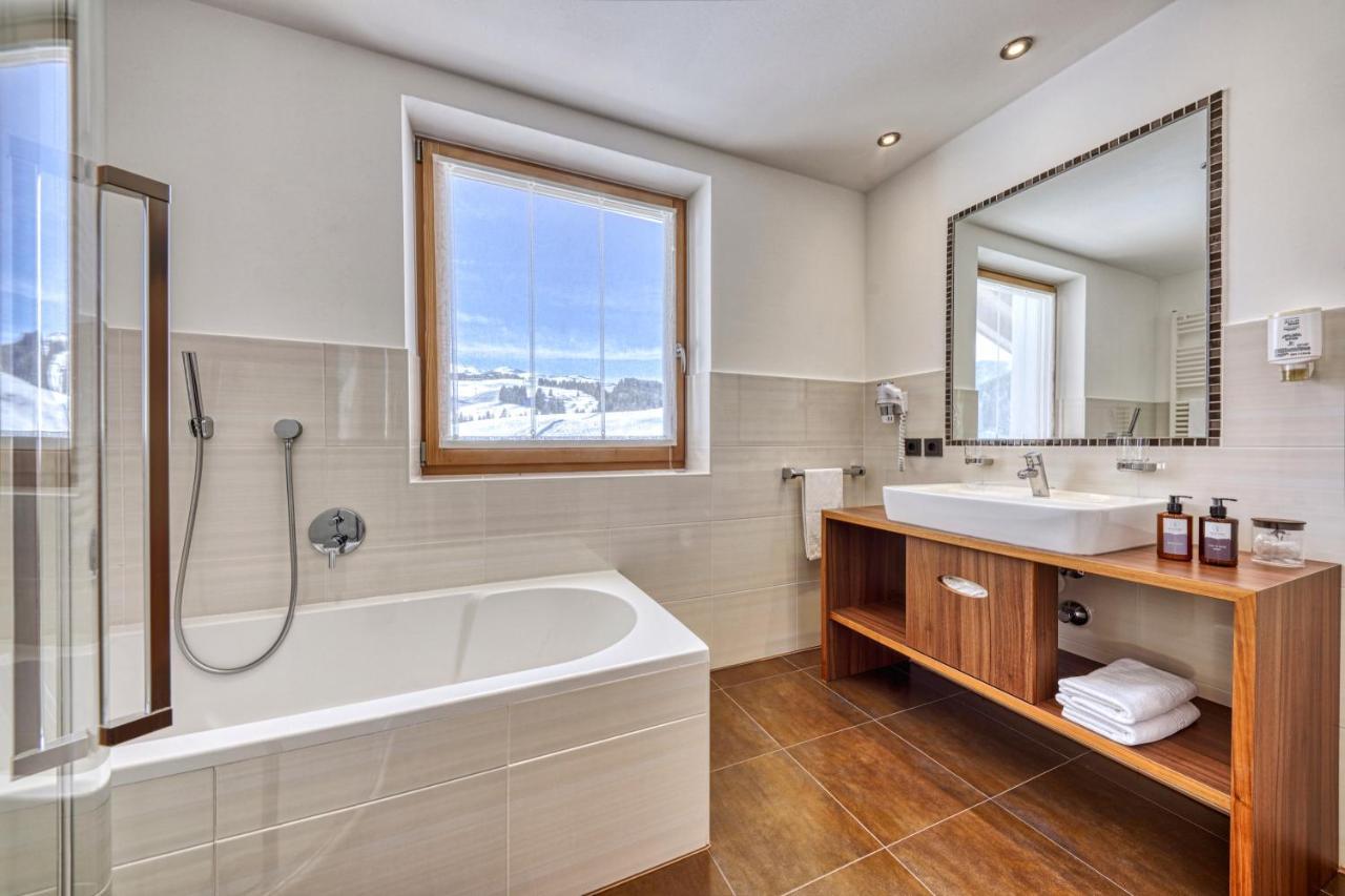 Doppelzimmer mit Balkon
