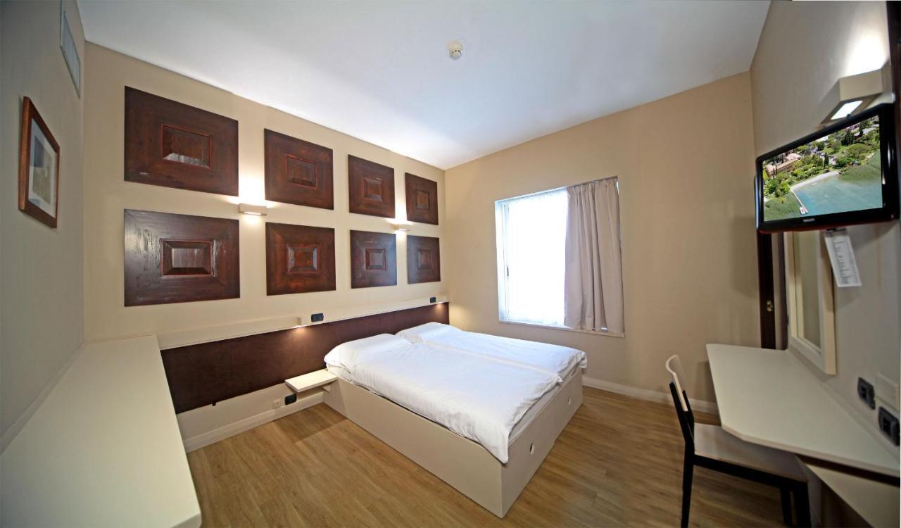 Economy Doppel-/Zweibettzimmer