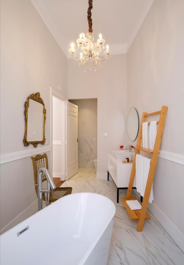 Master Suite mit Balkon