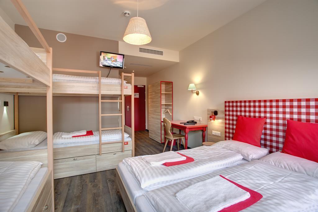 Sechsbettzimmer