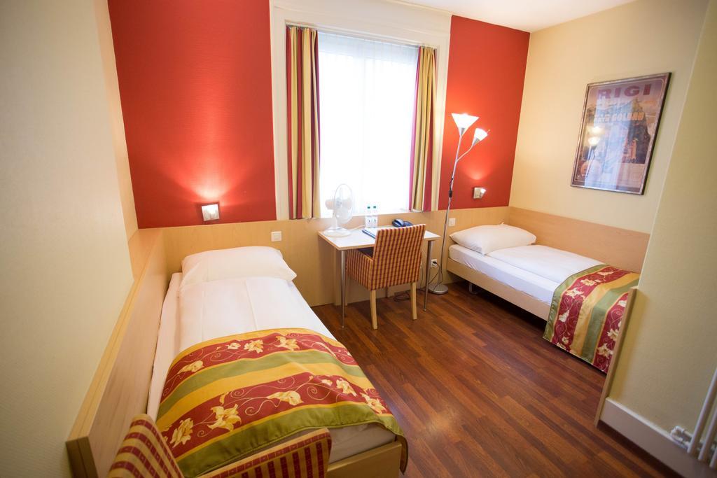 Standard Zweibettzimmer