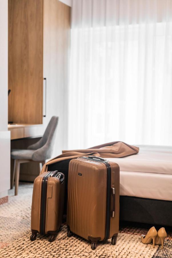 Standard Zimmer mit Balkon