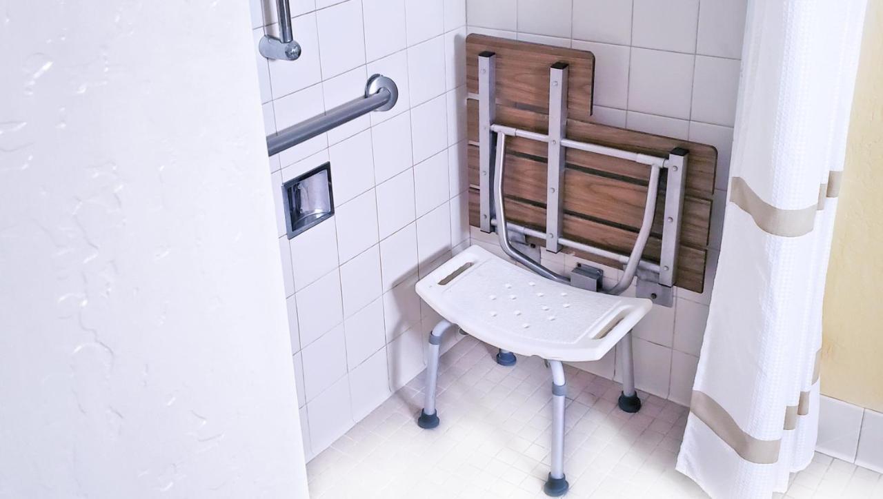 Zimmer mit Kingsize-Bett - barrierefrei