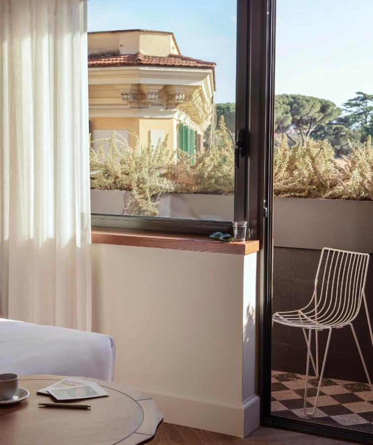 Zimmer Roomy mit Balkon