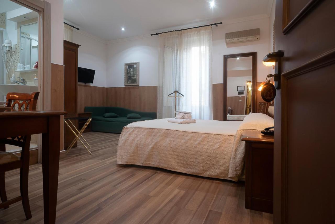 Dreibettzimmer