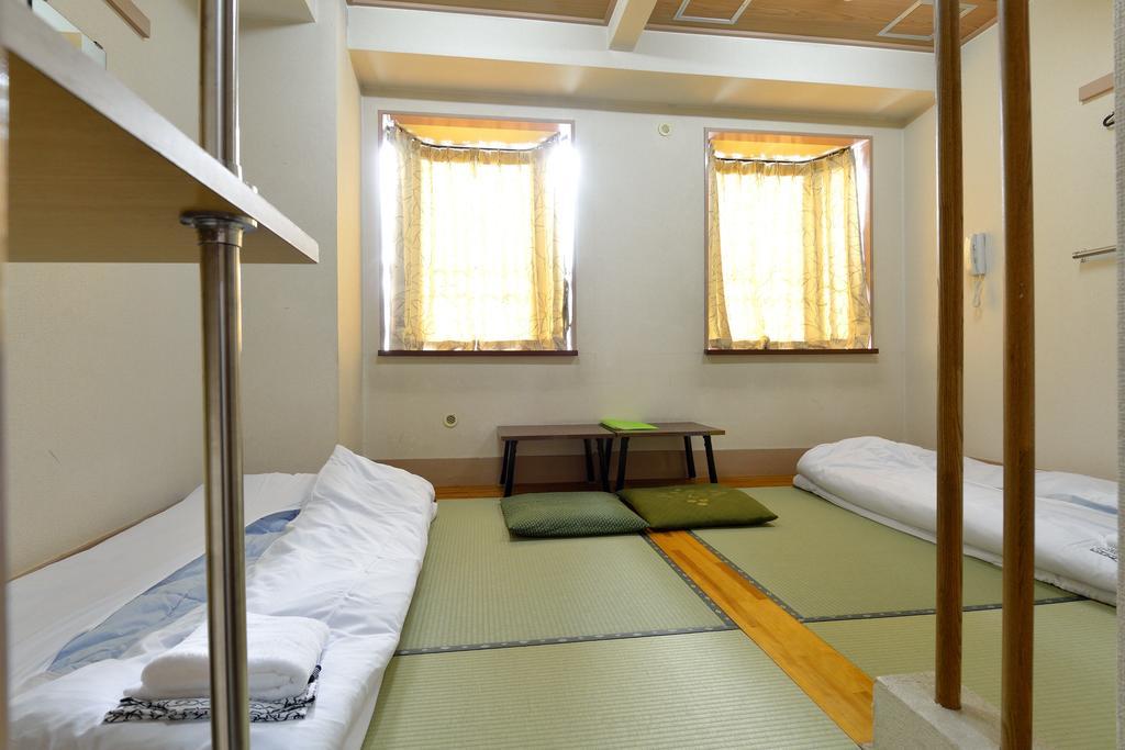 Japanese-Style Twin Room with Shared Bathroom,112347924:JPEG