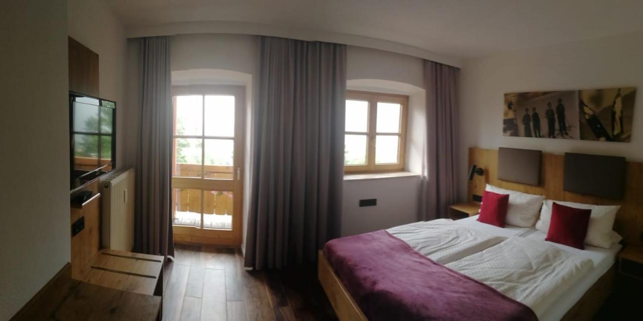 Doppelzimmer mit Bergblick