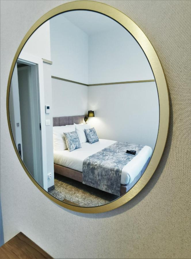 Standard Doppel- oder Zweibettzimmer mit Badewanne