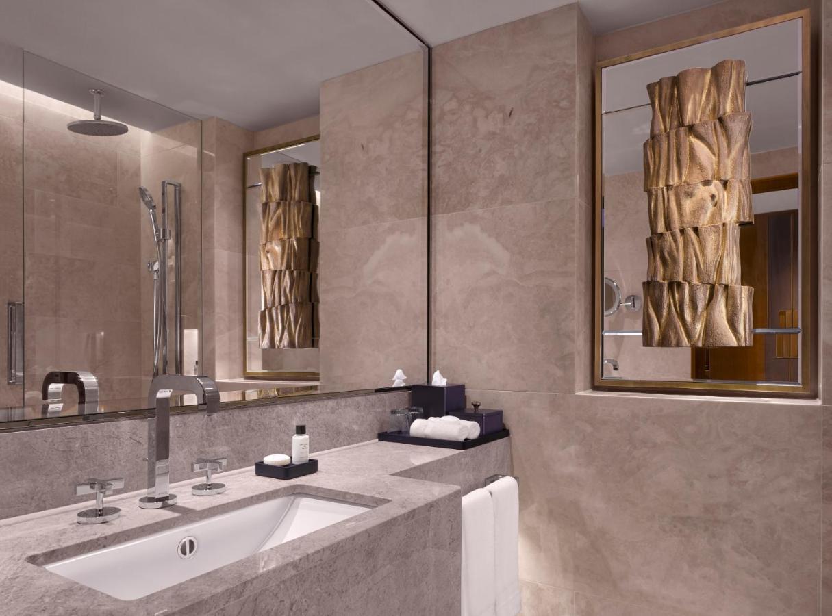 Gemütliches Zimmer mit Kingsize-Bett - Etage Mayfair