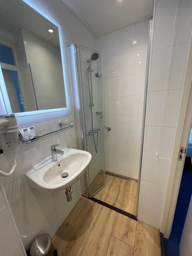 Double Room with Shower,118600042:JPEG