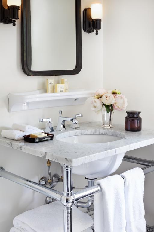 Deluxe King