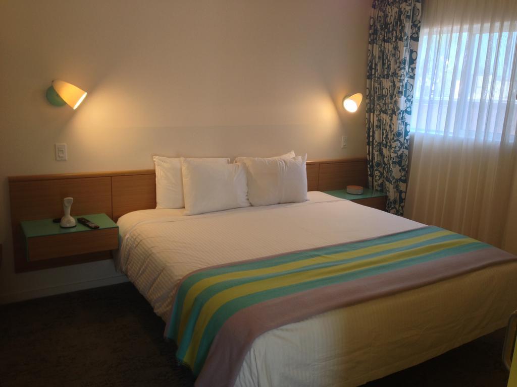 Cali Zimmer mit Kingsize-Bett
