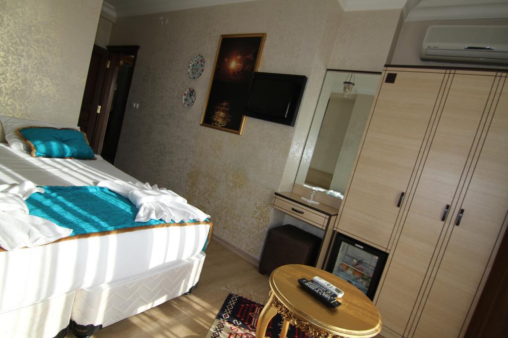 Deluxe Doppelzimmer mit Balkon und Meerblick