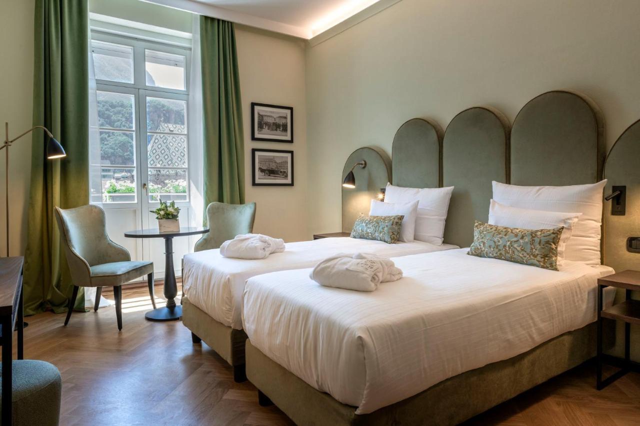 Deluxe Doppel-/Zweibettzimmer
