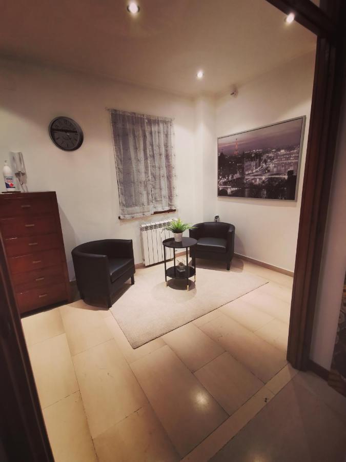 Doppelzimmer mit eigenem externen Bad