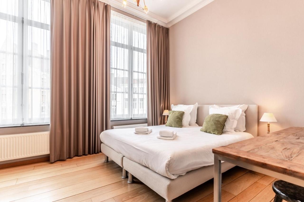 Familienzimmer mit Doppelbett