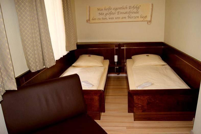 Zweibettzimmer