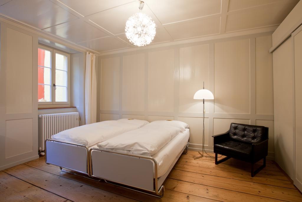 Zweibettzimmer mit eigenem Bad