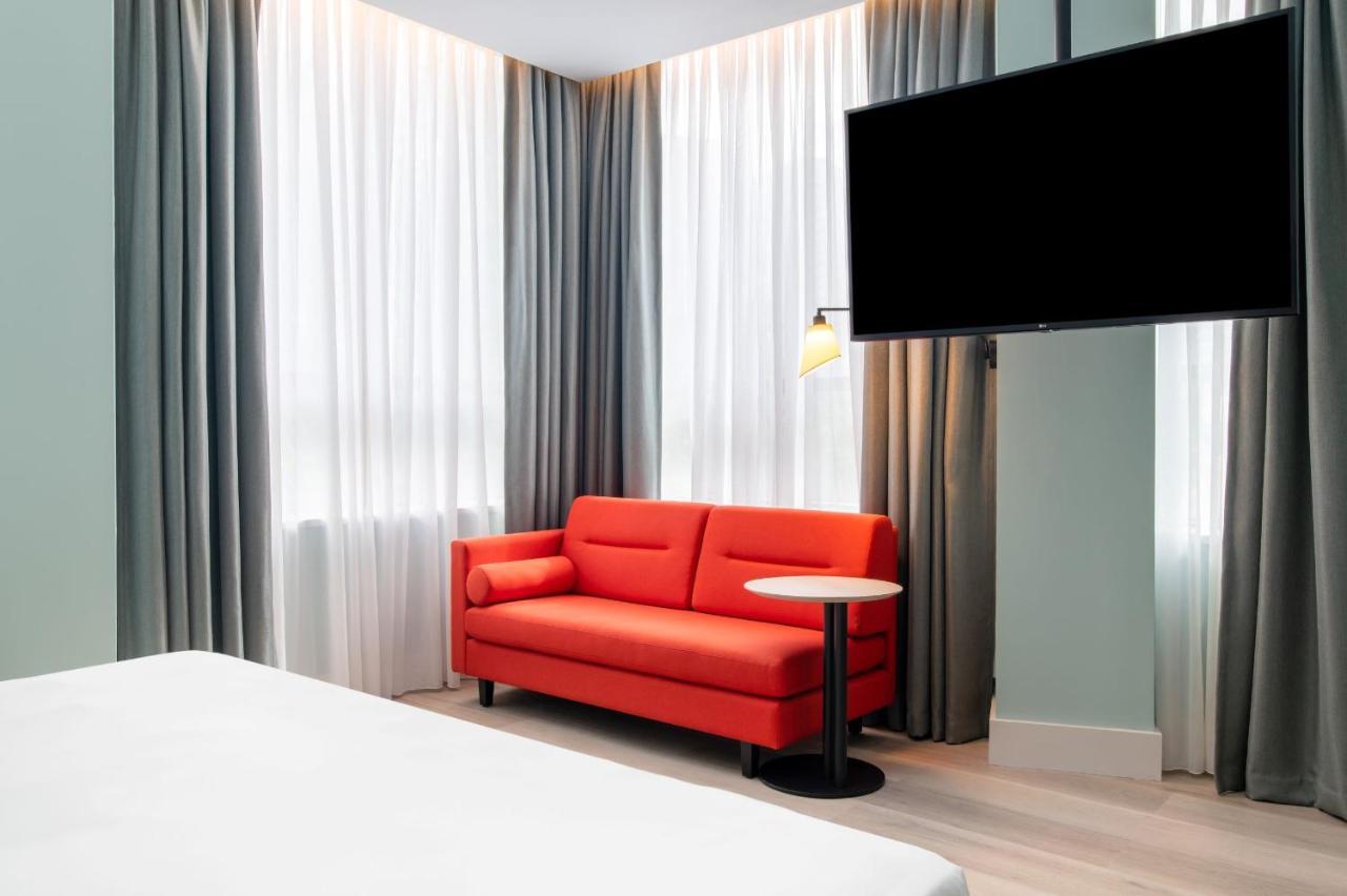 King Room with Sofa Bed,1140983632:JPEG