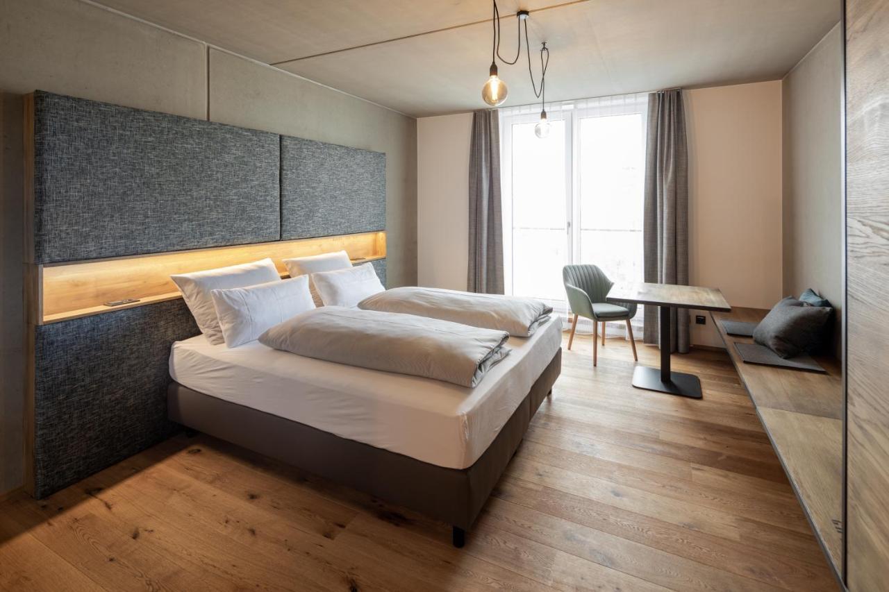 Großes Doppelzimmer