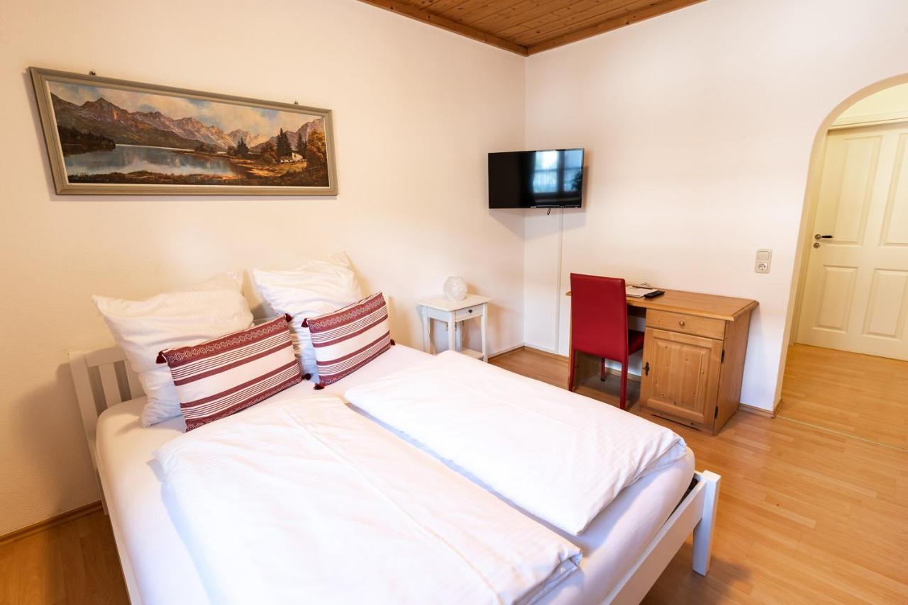 Zimmer mit Queensize-Bett