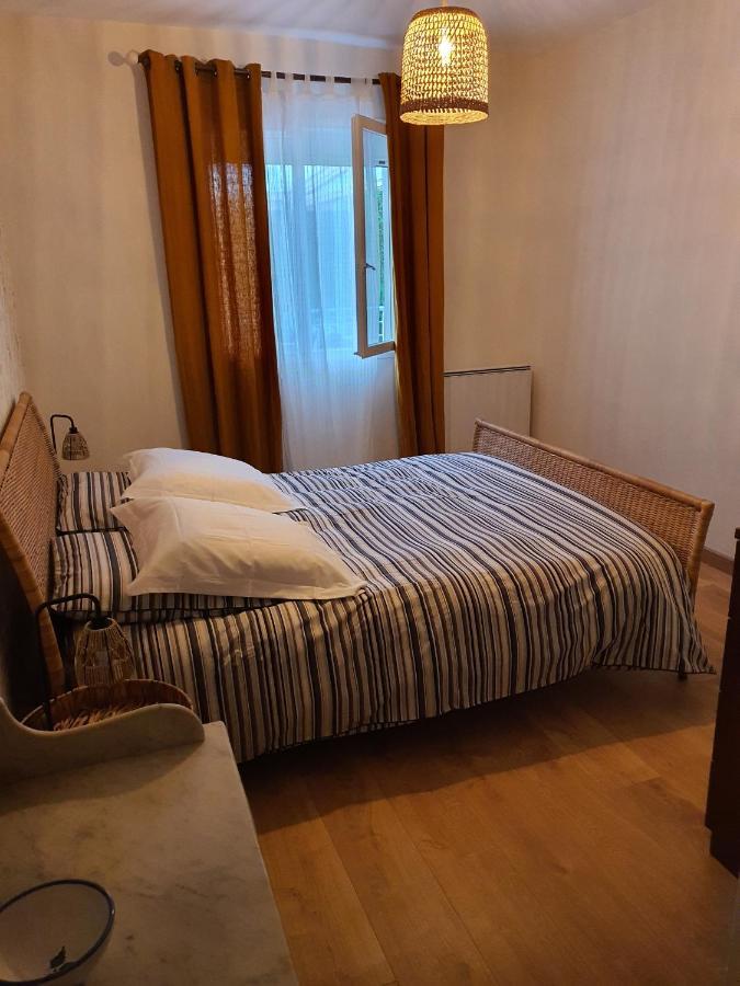 Großes Zweibettzimmer