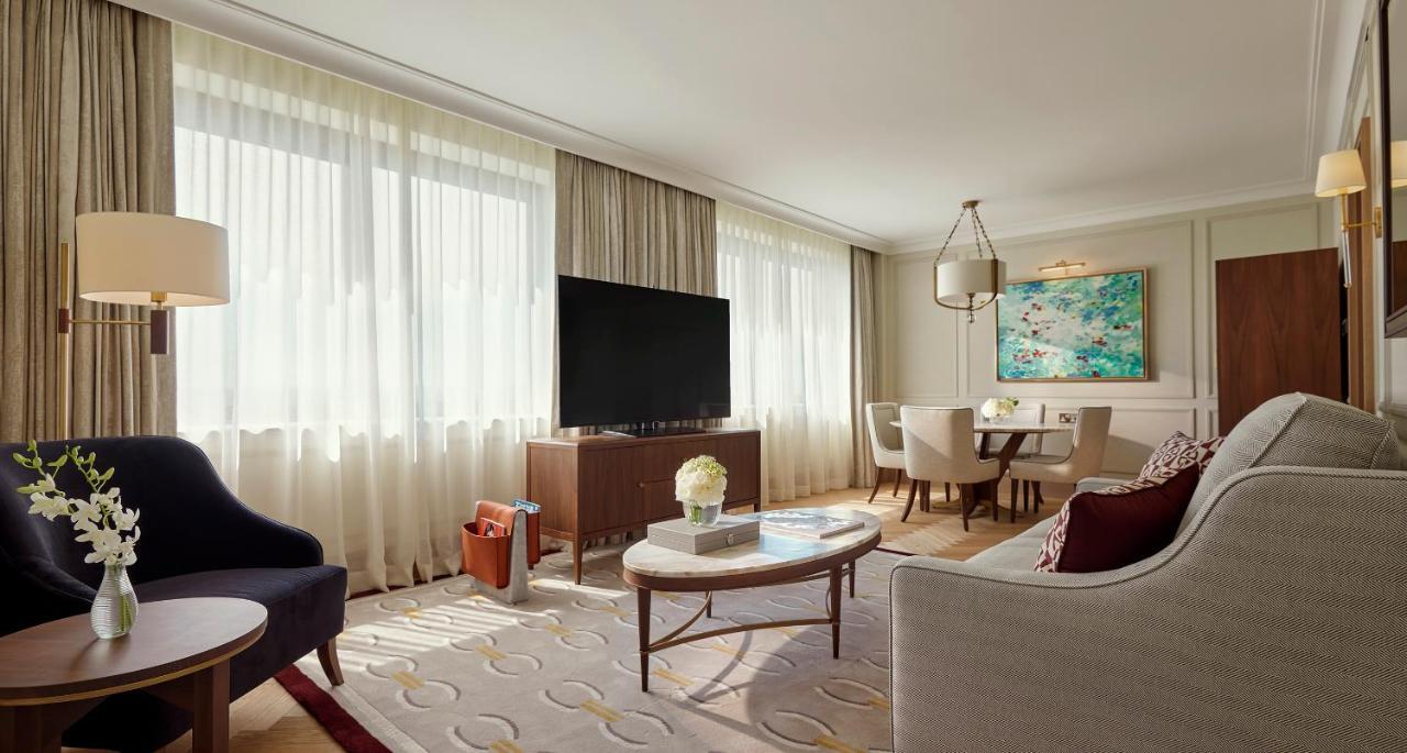Luxuriöse Suite mit exklusivem Zugang zu den Privatgärten des Cadogan