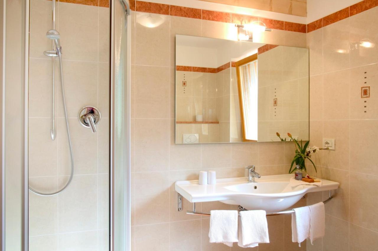 Apartment mit 1 Schlafzimmer und Poolblick