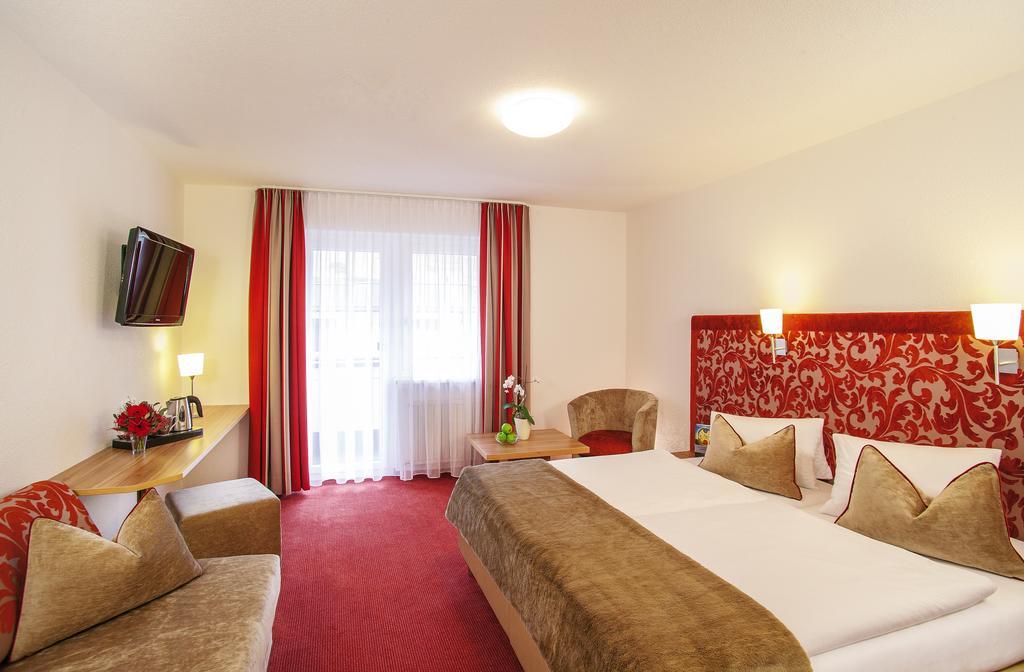 Dreibettzimmer