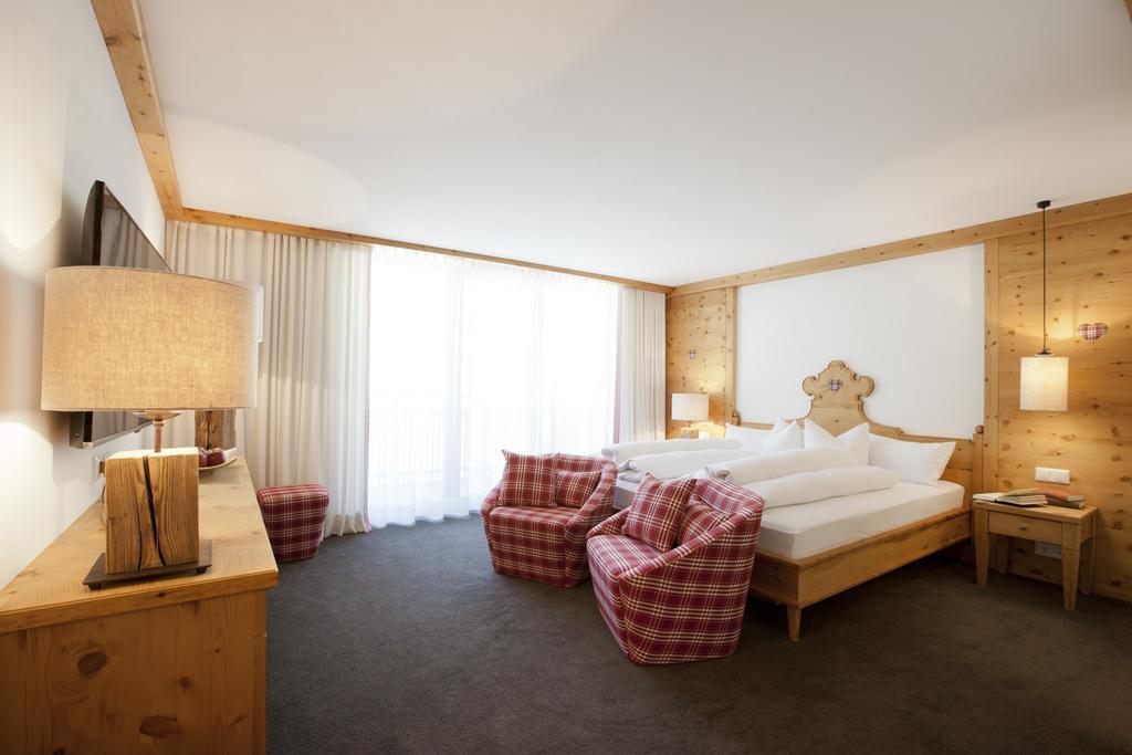 Doppelzimmer mit Balkon