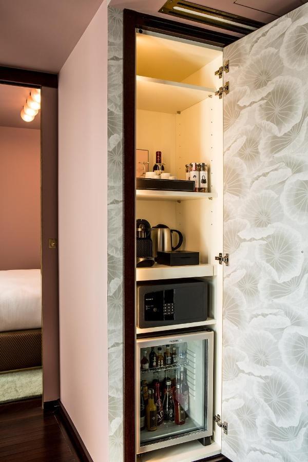 2 Doppelzimmer mit Verbindungstür