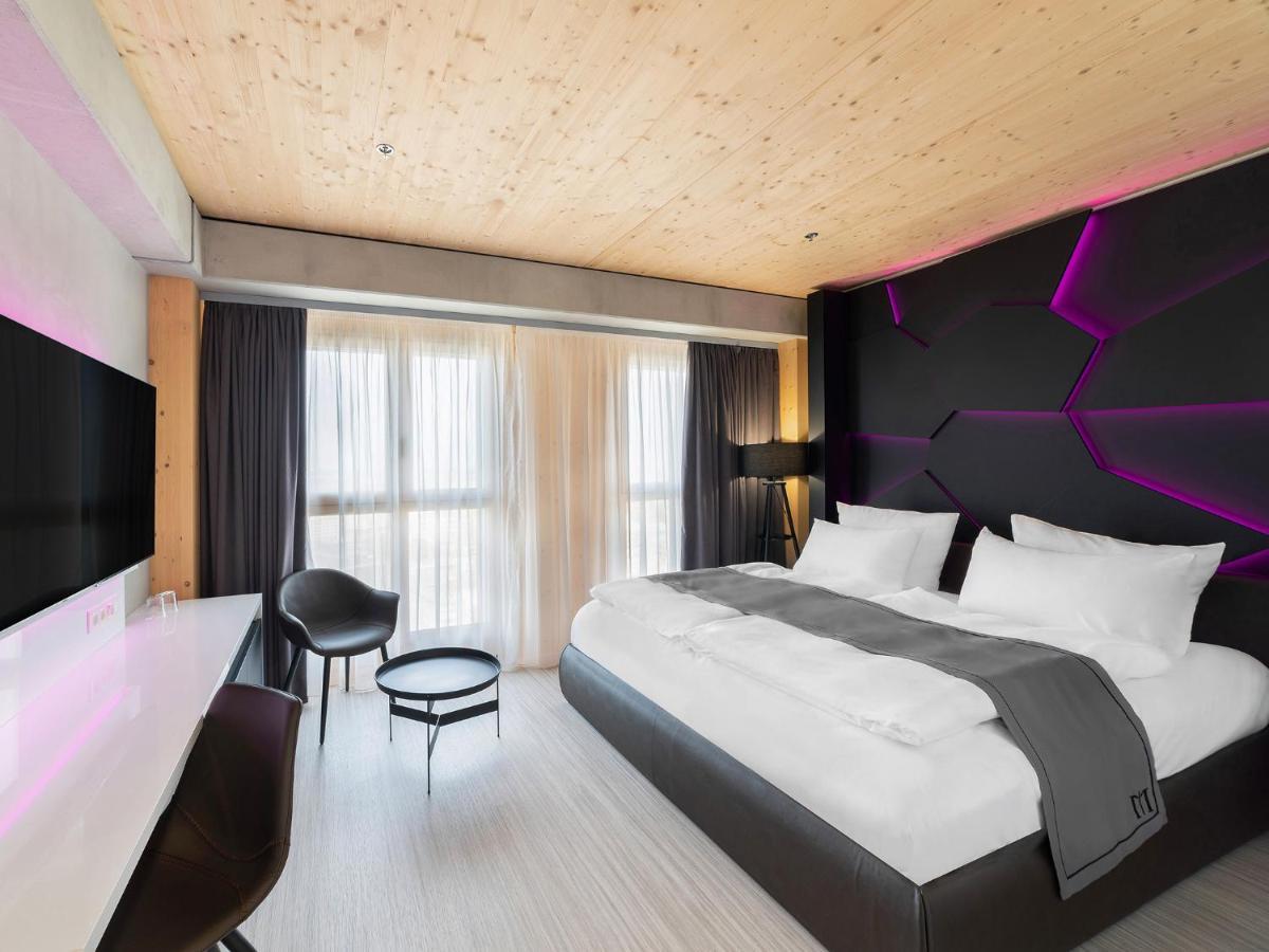 Doppelzimmer mit Seeblick