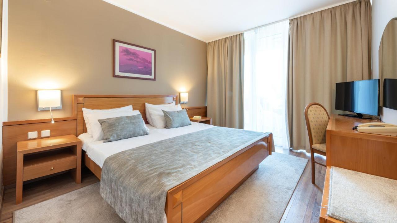 Economy Doppel-/Zweibettzimmer