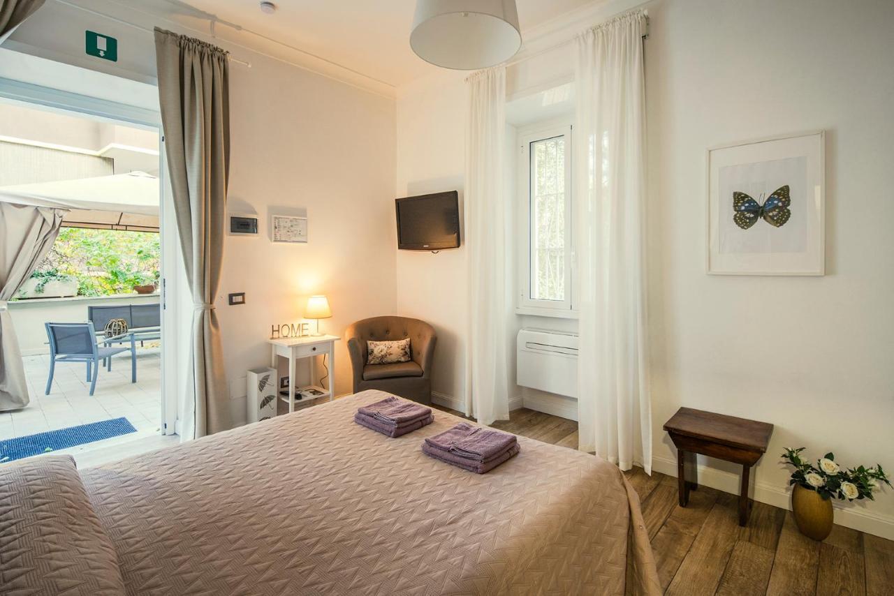 Deluxe Zimmer mit Kingsize-Bett
