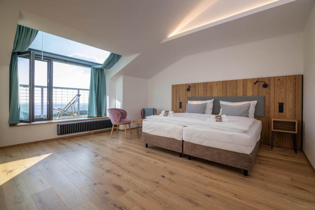 Deluxe Doppel-/Zweibettzimmer mit Bergblick