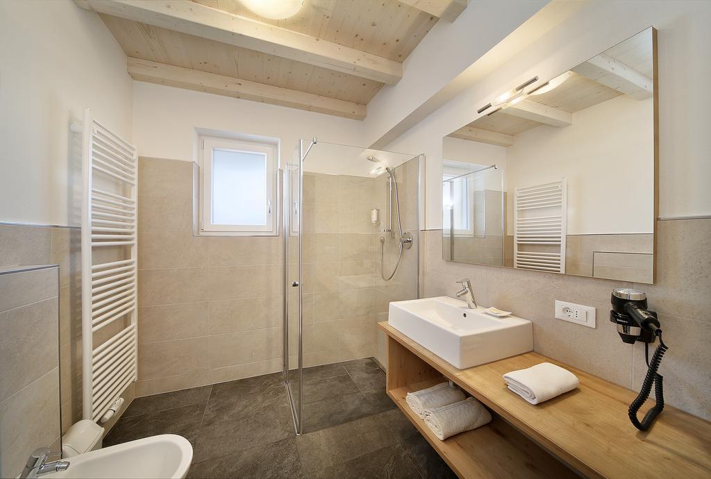 Apartment mit Balkon